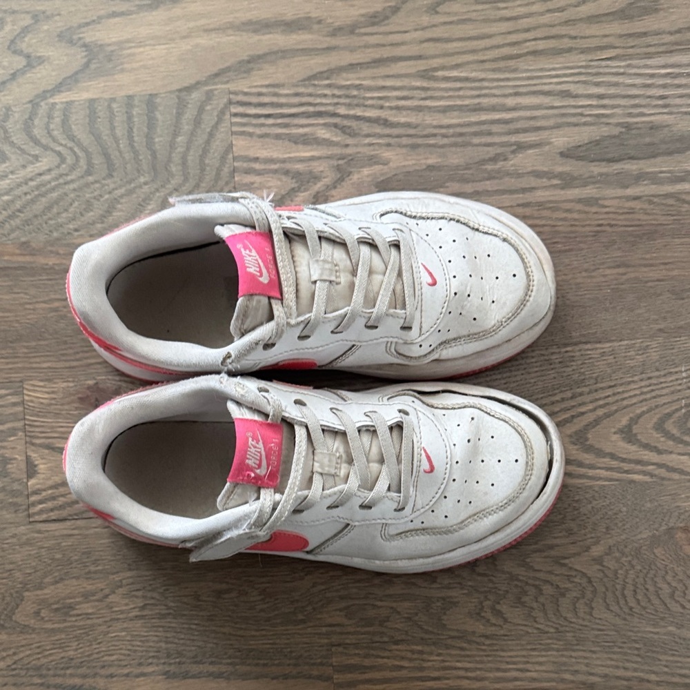 Nike Kids Sneakers - White and Pink